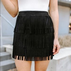 Kittenish fringe skirt